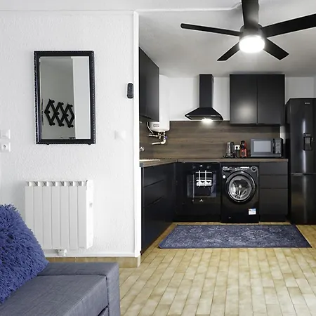 Apartmán In With Central Heating